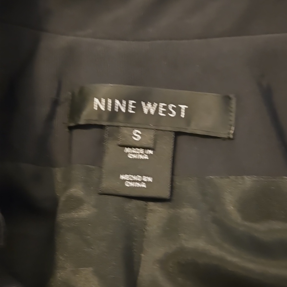 Nine West Black Trench Coat with Relaxed Fit and Adjustable Hem Womens Size S - Picture 2 of 5